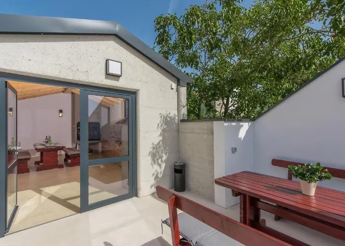 아파트 In Pjescana Mit Gemeinschaftlichem Pool By Interhome *