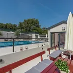 In Pjescana Mit Gemeinschaftlichem Pool By Interhome Lejlighed